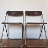 Set of 2 folding chairs
