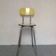 Chaise haute en formica