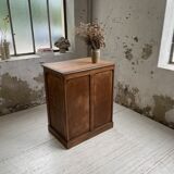 Oak trading post in early XXth century