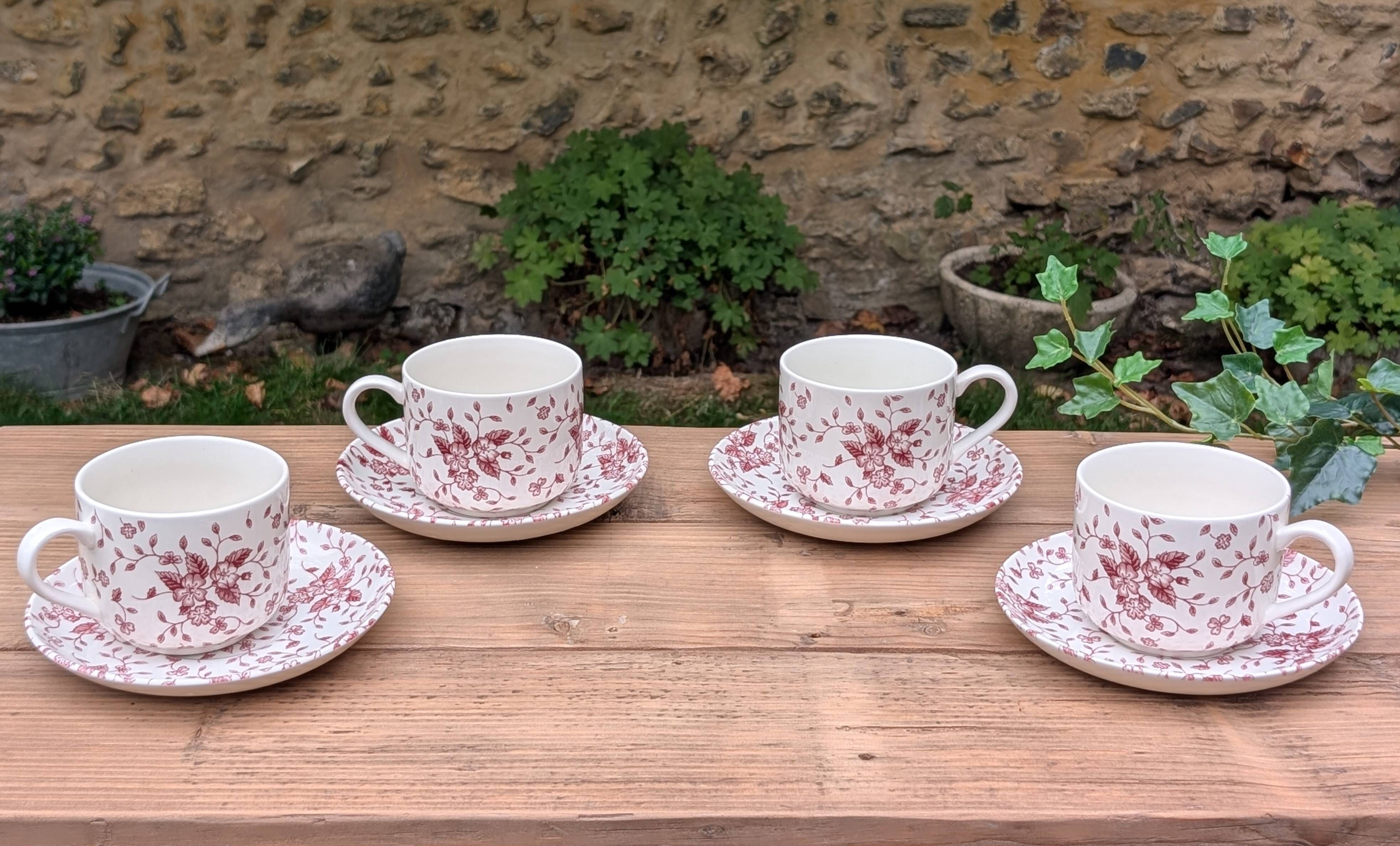Tasses à thé anglaises