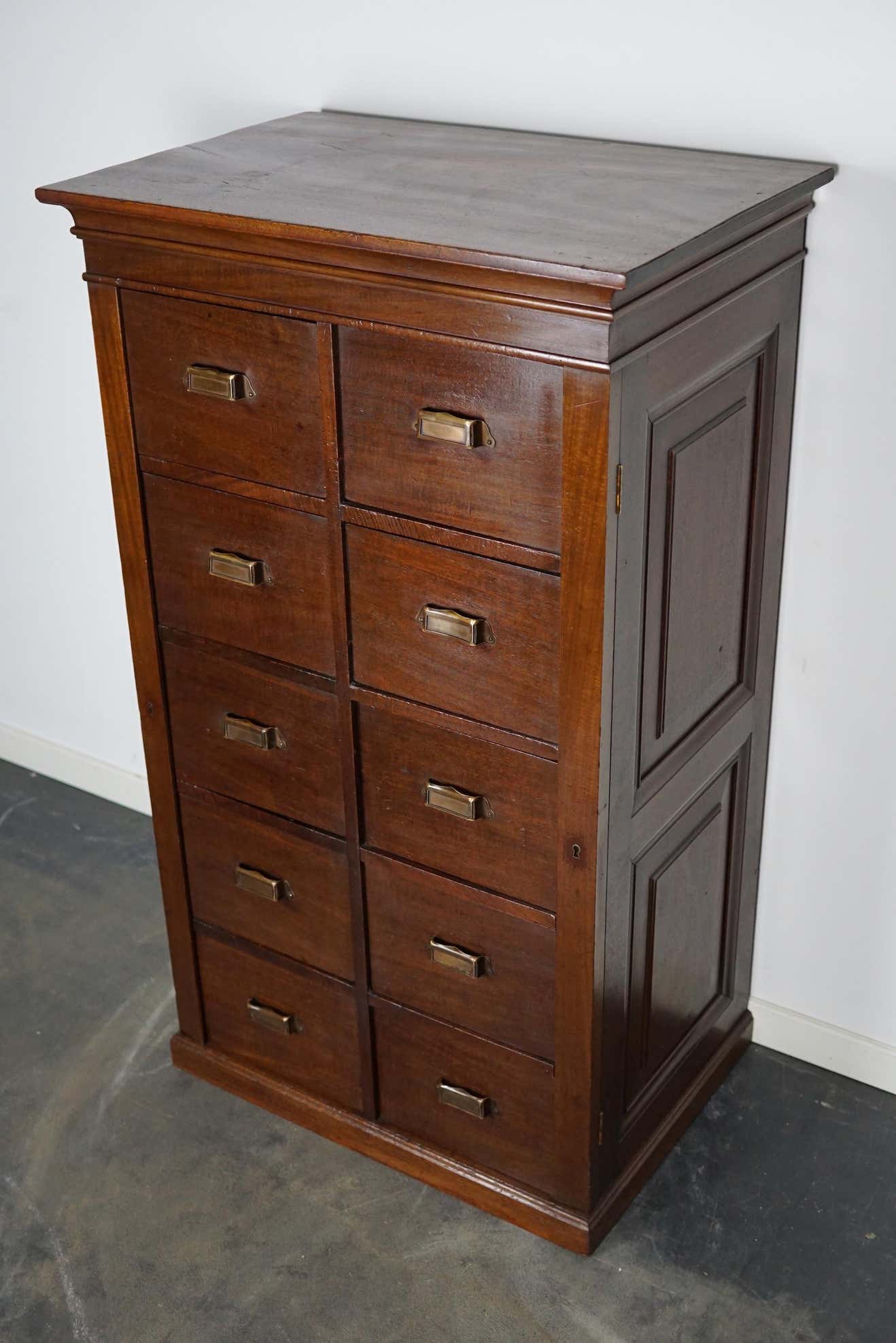 Classification cabinet mahogany drawers Netherlands 1930s