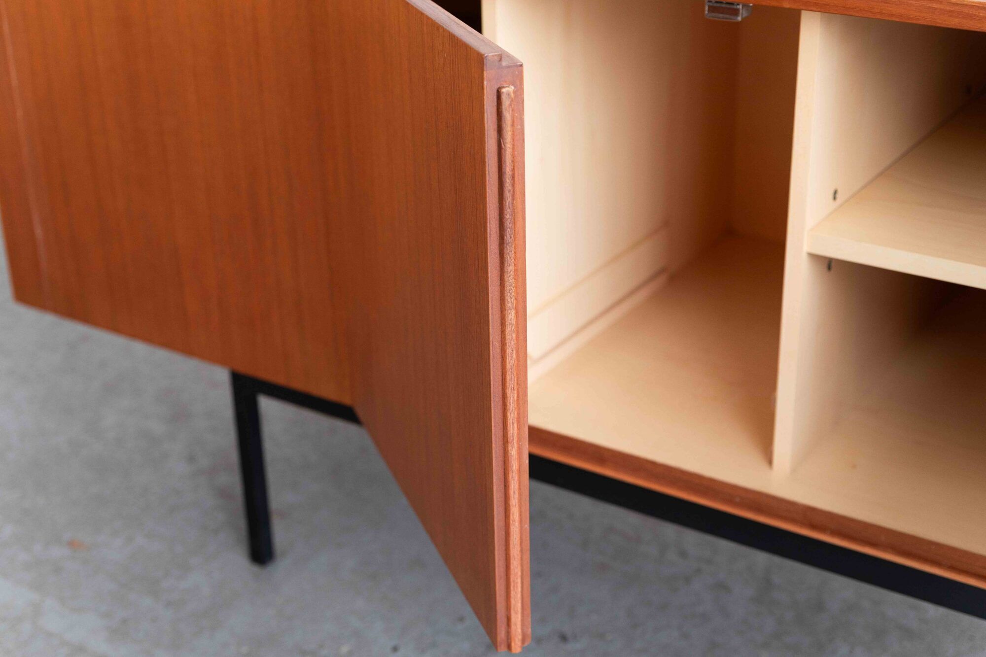 Buffet 'B20' by Dieter Waeckerlin