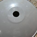 Lot de 3 abats-jour gris en tôle émaillée vintage