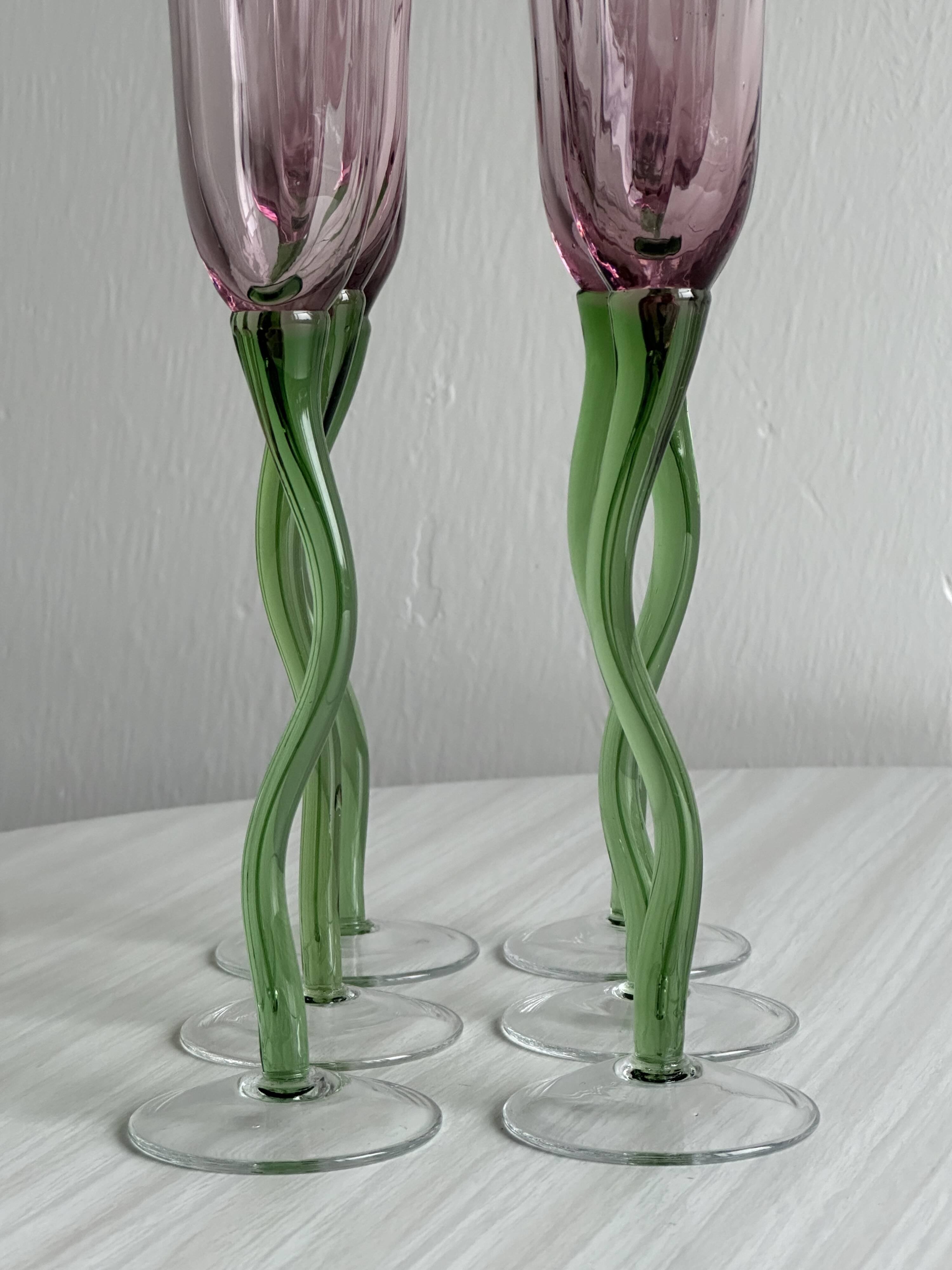 Set of 6 blown glass champagne glasses, green twisted feet