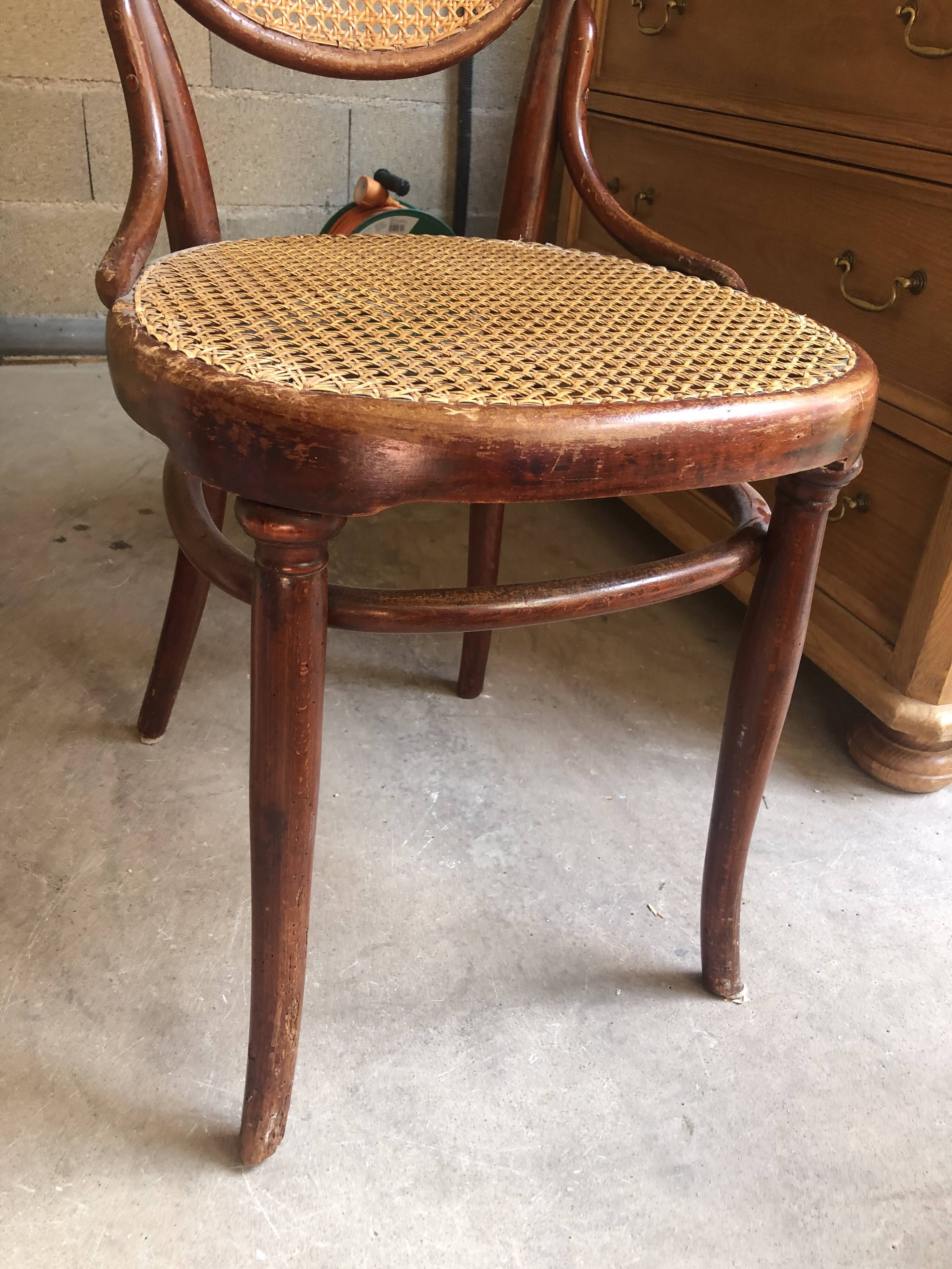 Thonet Bistro Chair n°11