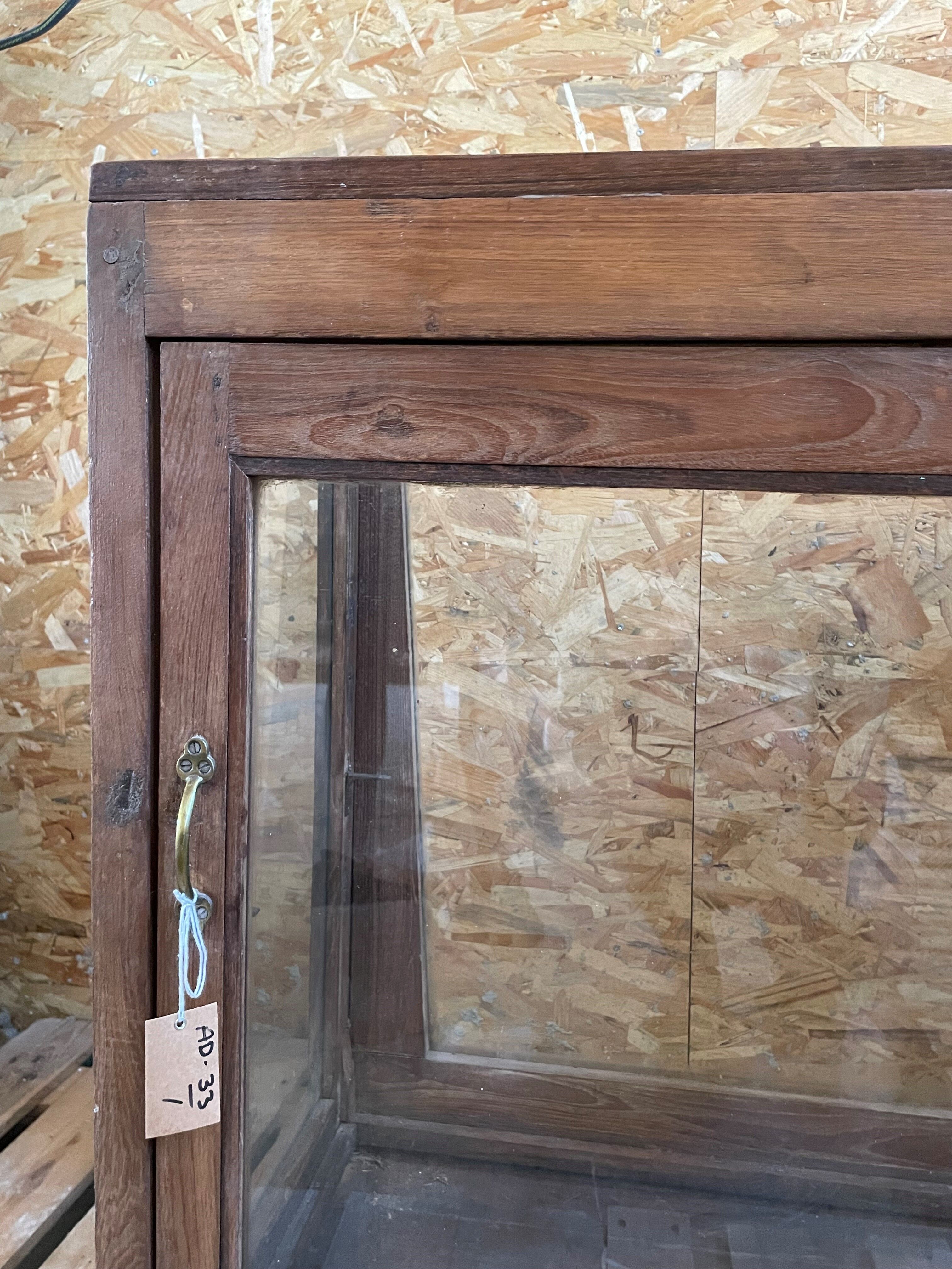 Vitrine en Teck