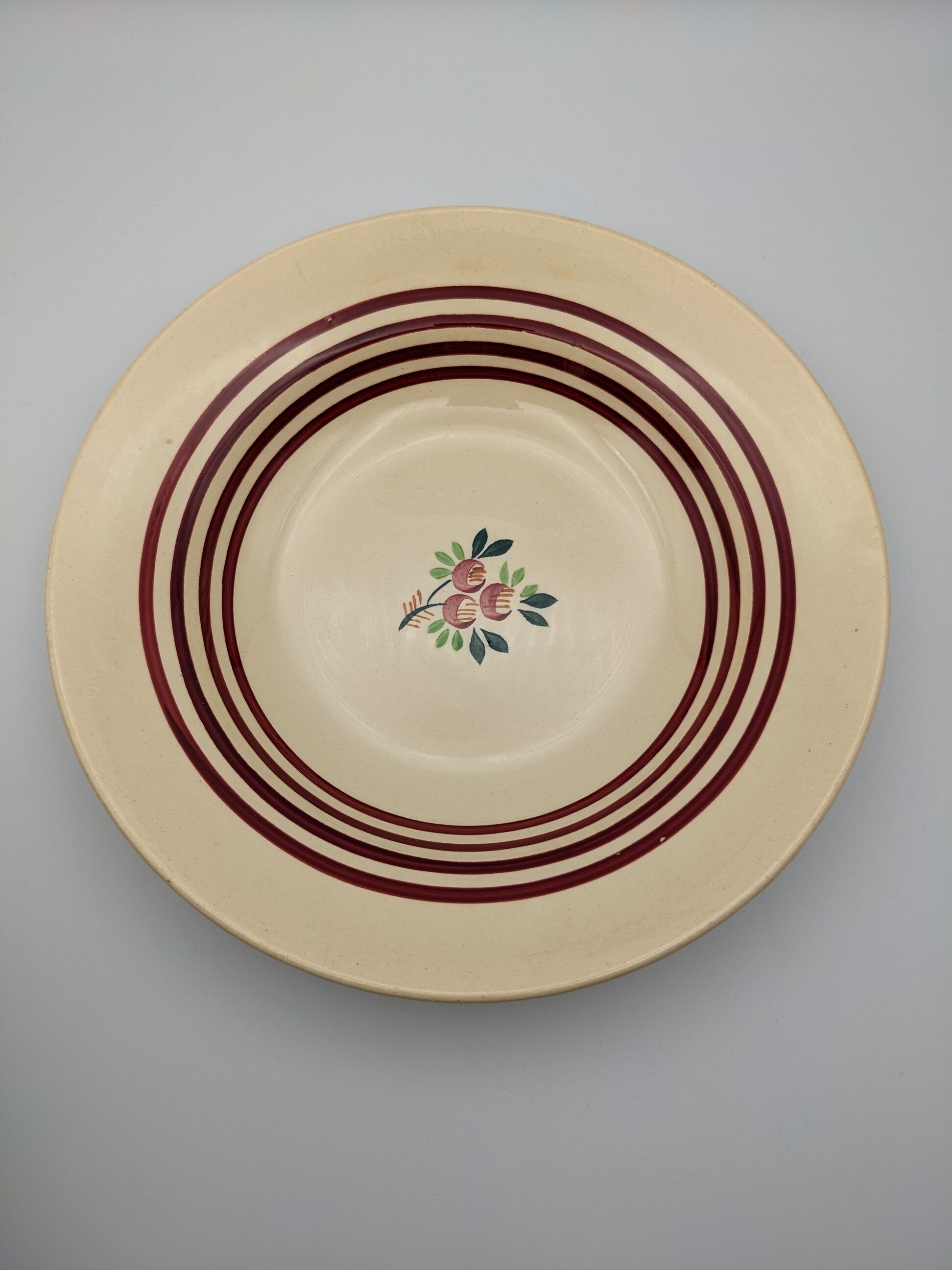 Lot of 6 hollow plates gien france beige color red border flower decoration