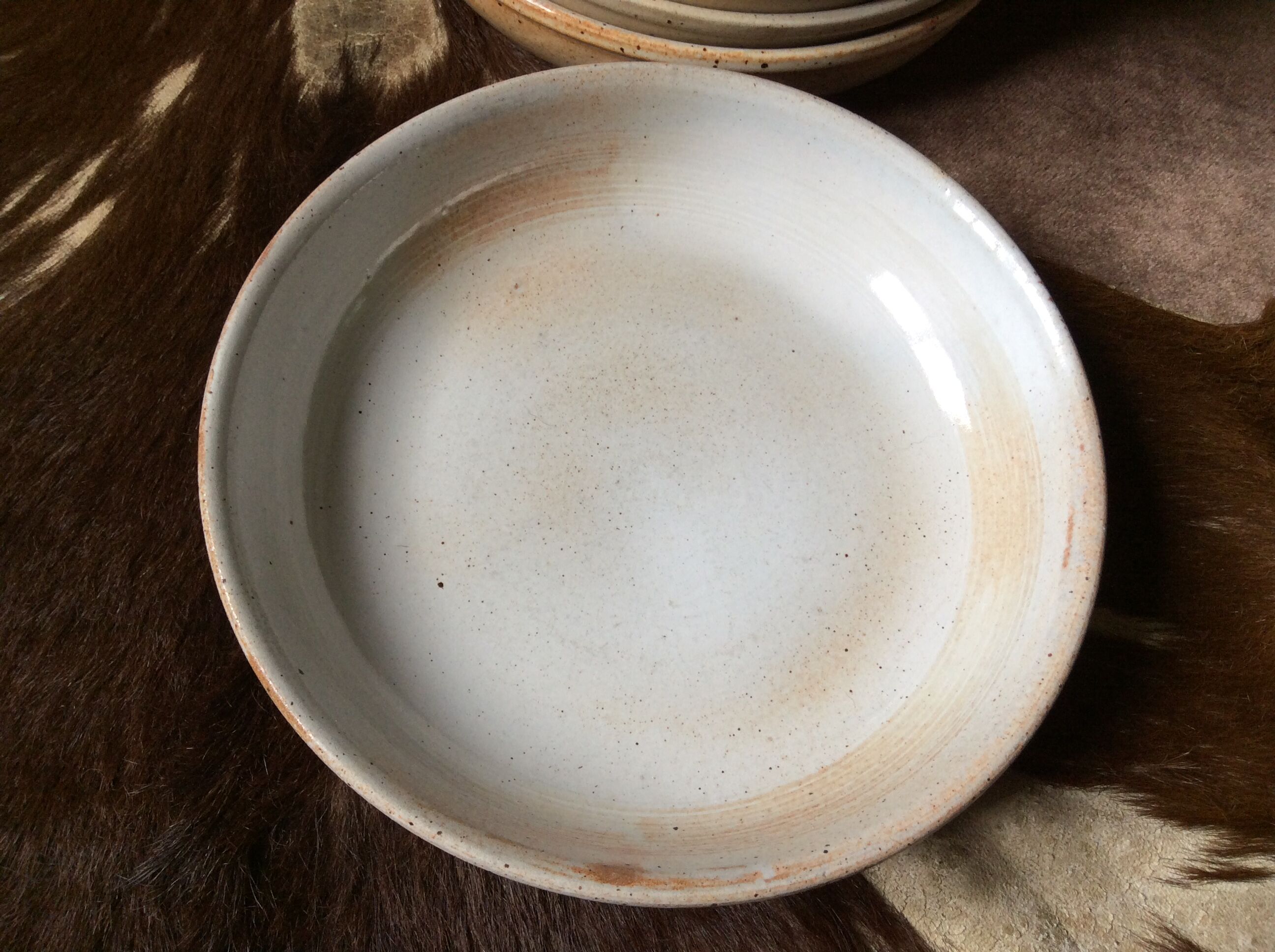 Series of 7 hollow sandstone plates