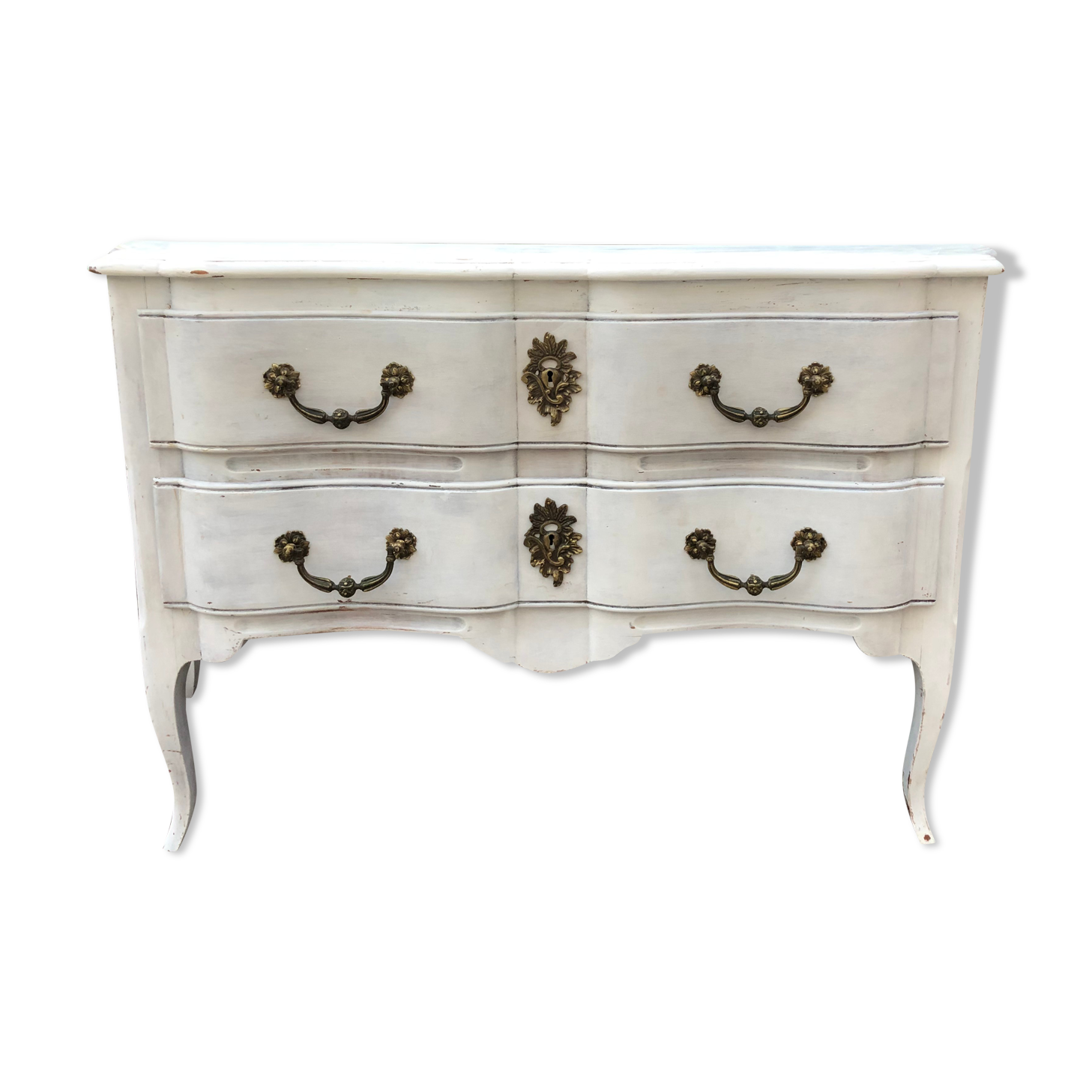 Commode blanche de style Louis XV