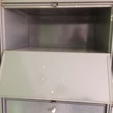 Column 10 valves roneo, in its original color, light gray