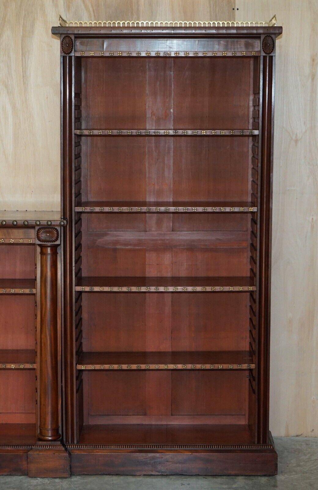Antique library William IV 1830 3.5 m with brass gallery