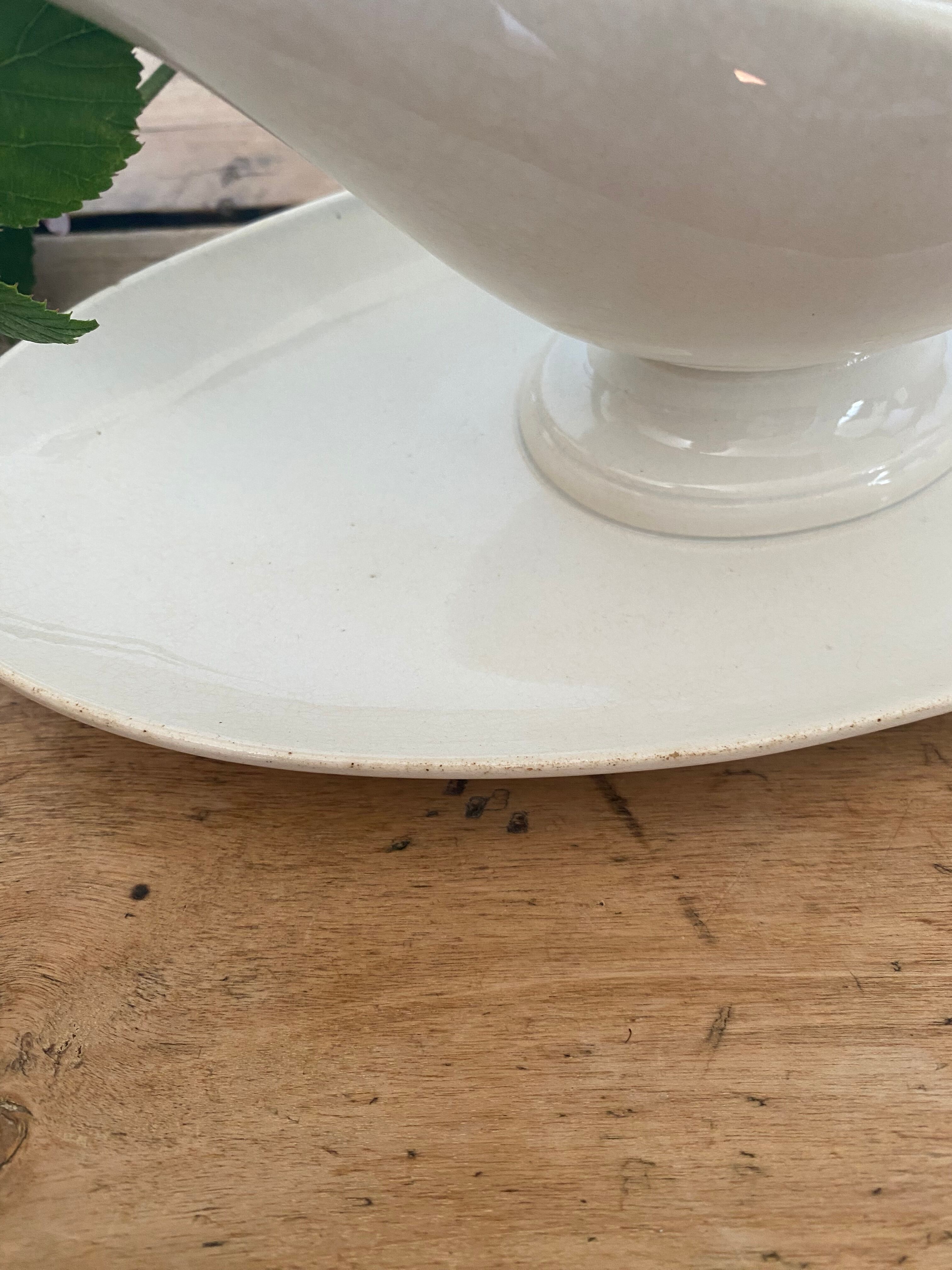 Creil and Montereau porcelain sauce boat