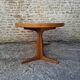 Baumann oval table