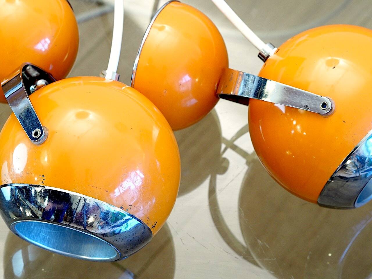 Paire de lampes eyeball orange space age