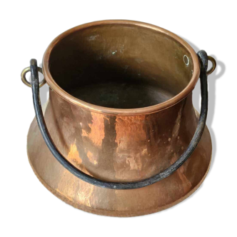 Villedieu copper cauldron