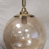 Smoked glass sphere suspension