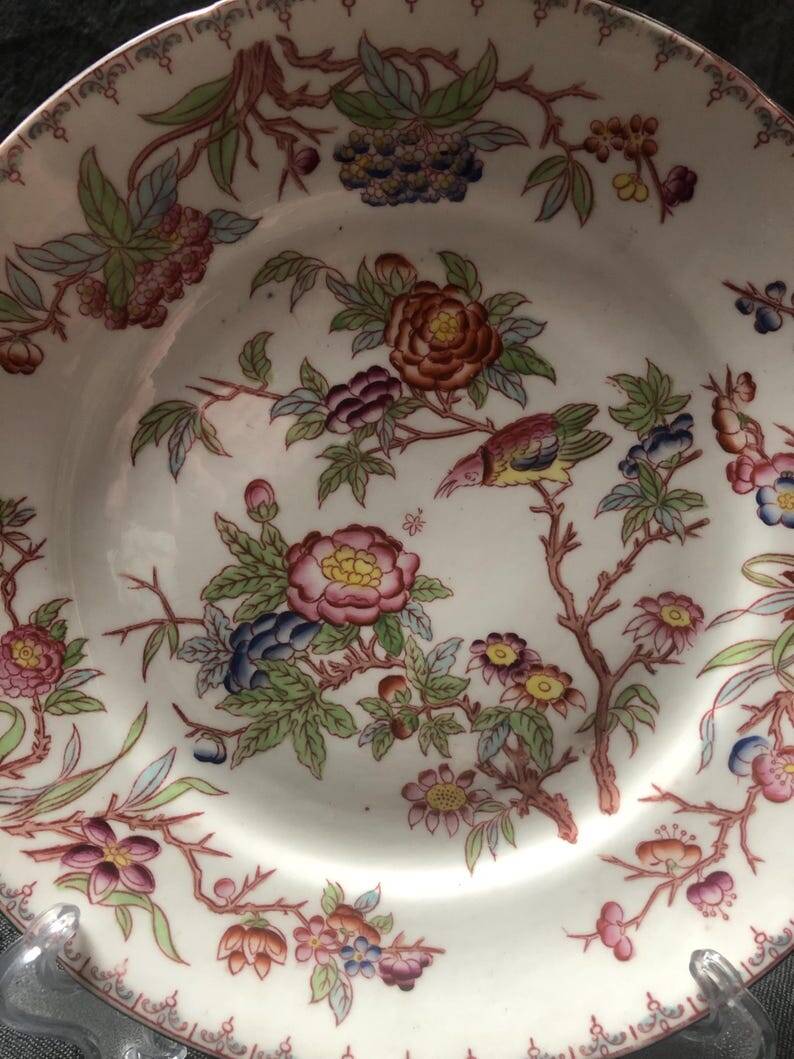 Sarreguemines Dessert Plates: Hand-Painted Chinoiserie Decor, 19th Century