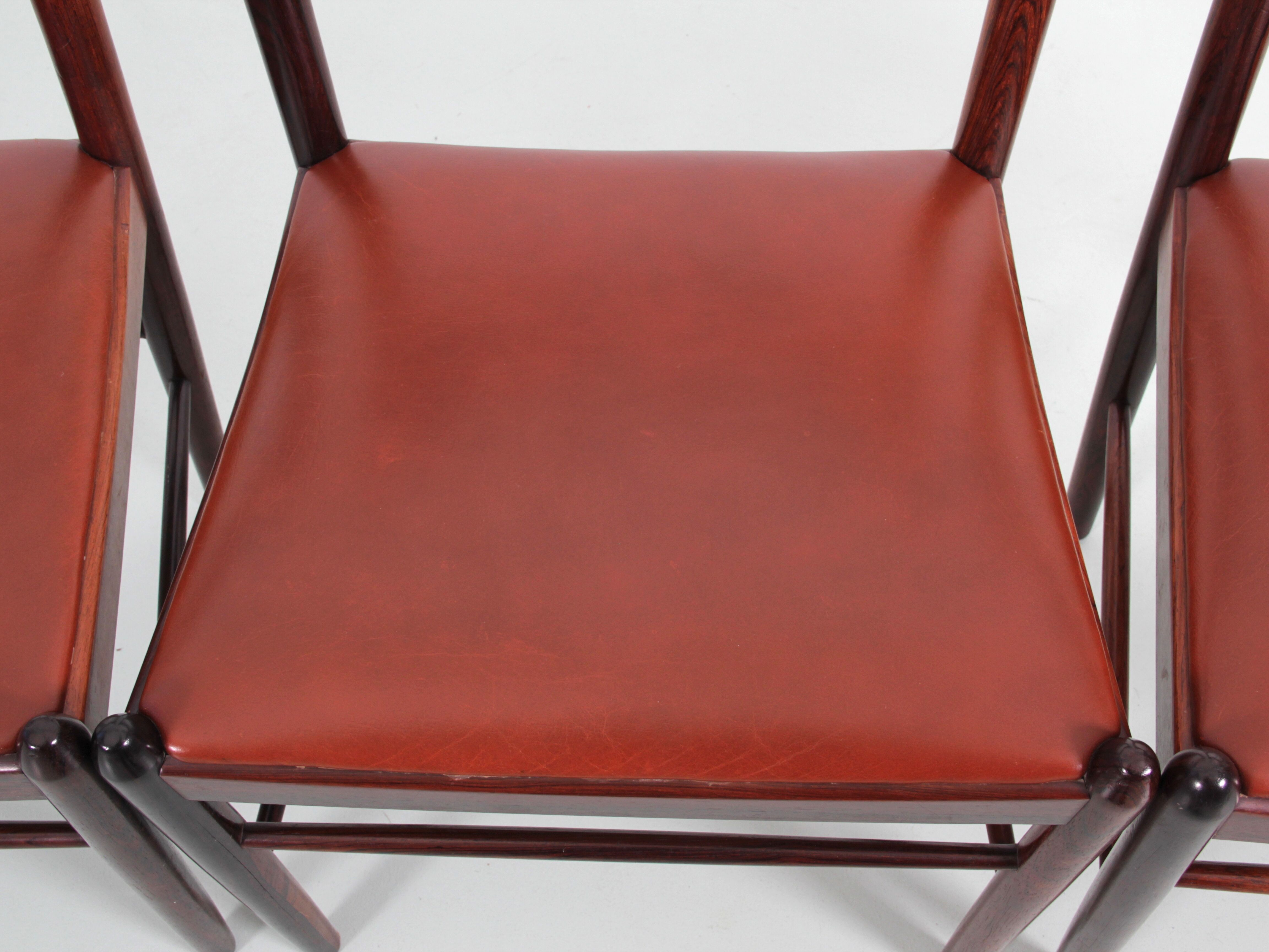 Suite of 4 Scandinavian chairs in Rio rosewood