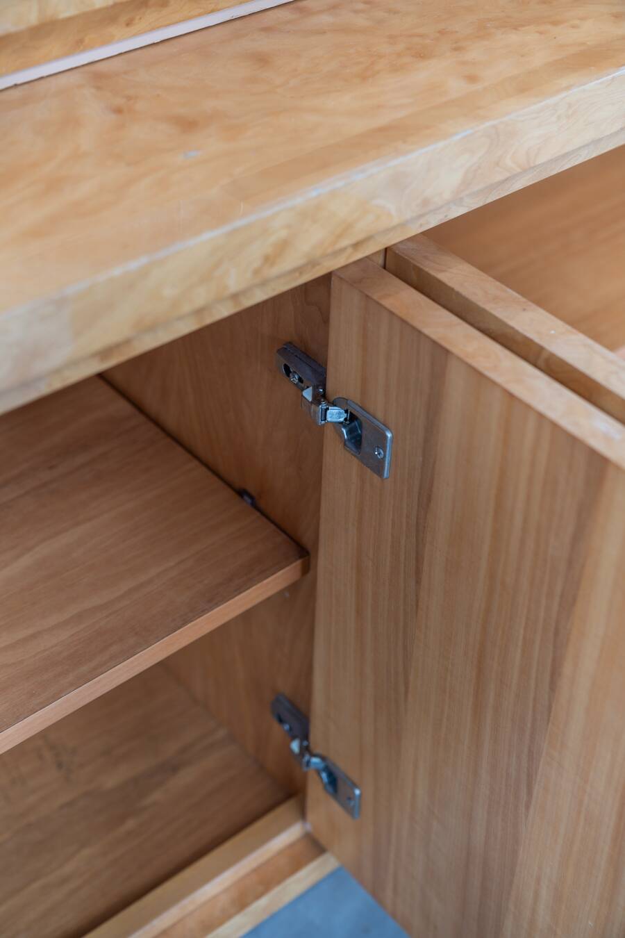 Aparador con vitrina, 1980/1990