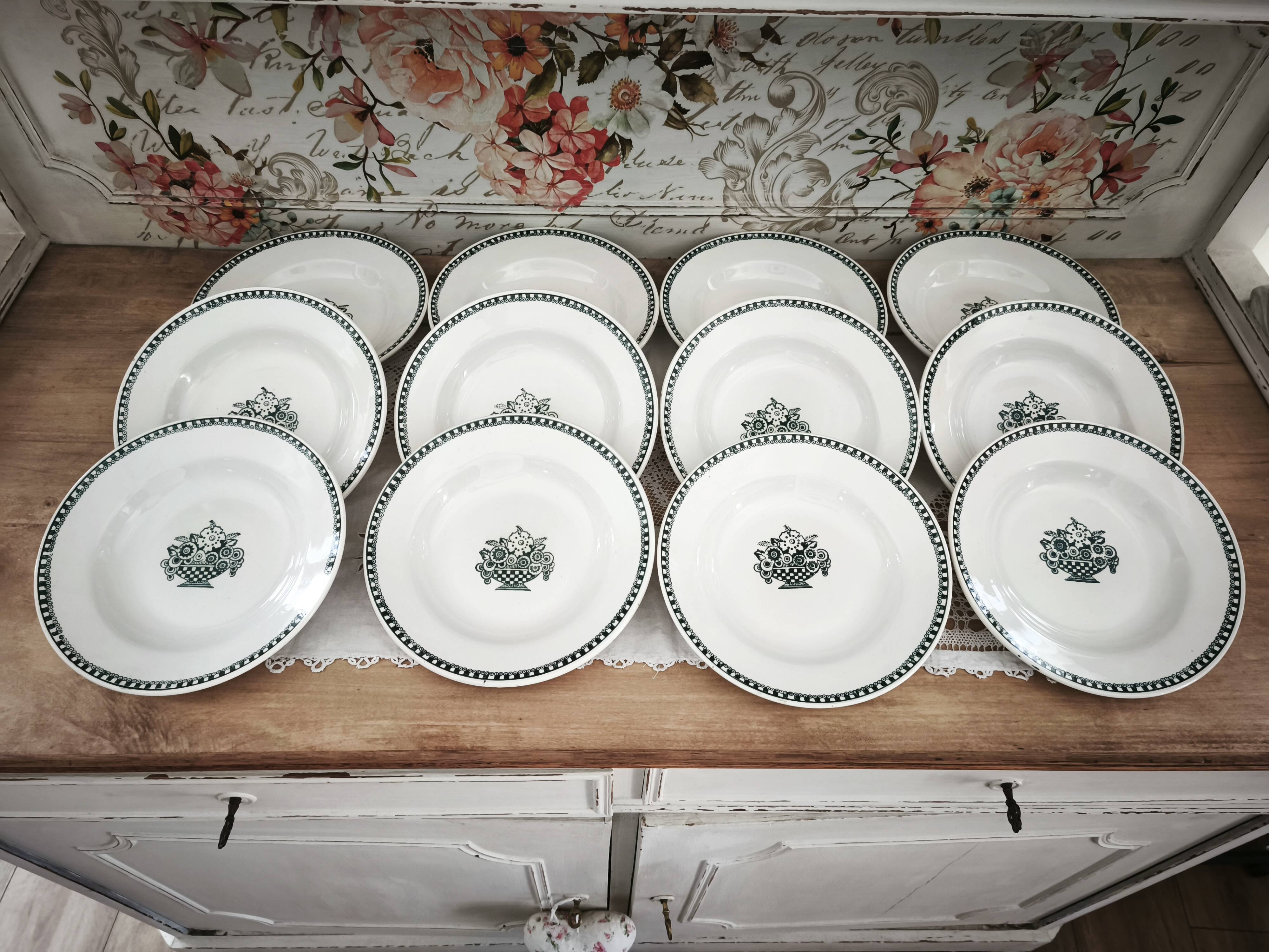 Set of 12 deep plates in Earthenware L'Amandinoise St Amand