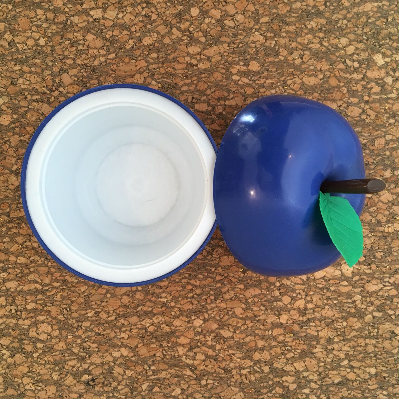 Pomme à glaçons bleu foncé