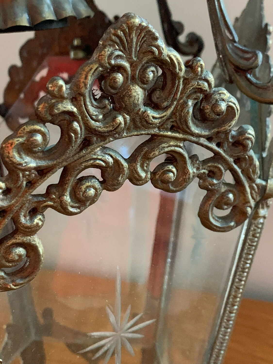 Bronze lantern chandelier