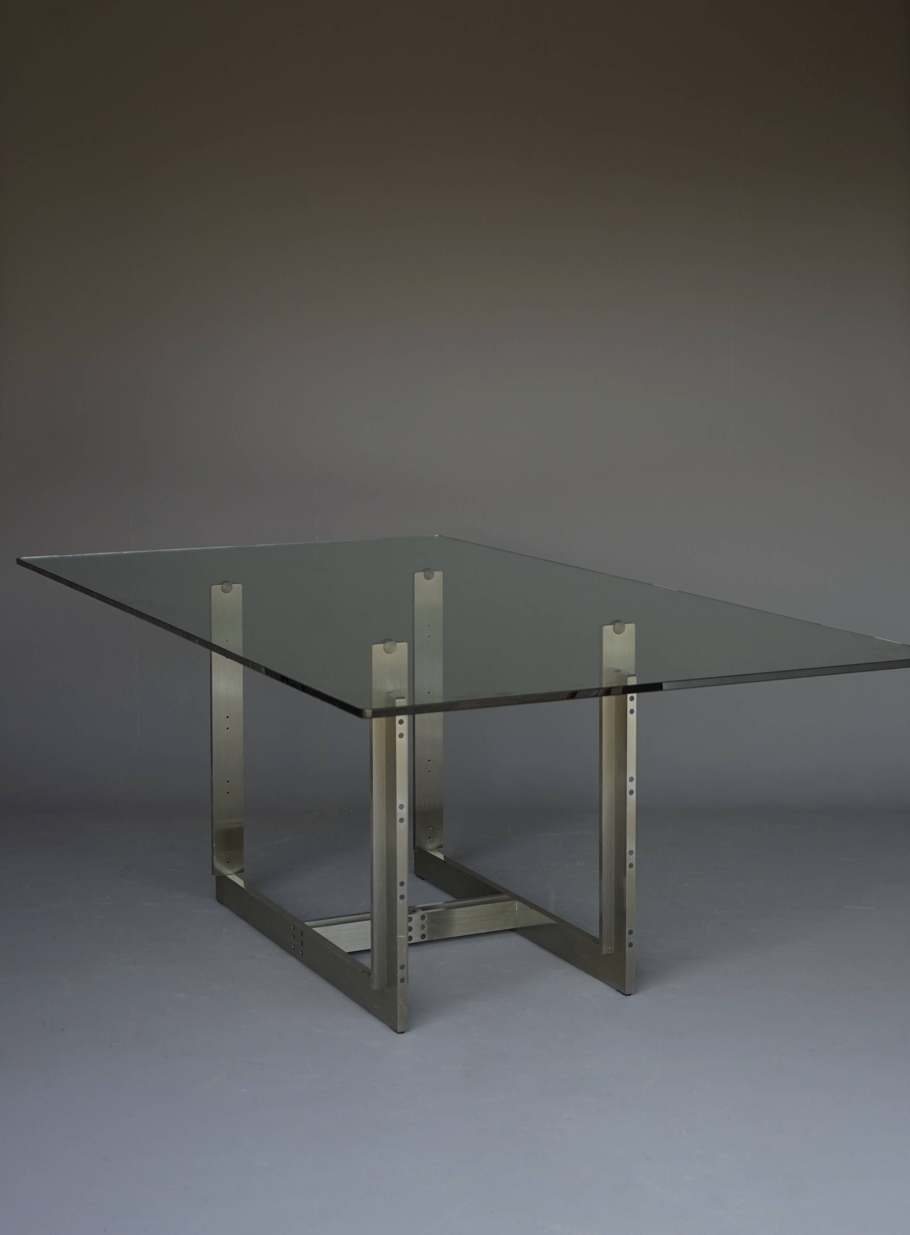 Dining table Sarpi by Carlo Scarpa for Simon Gavina, 1970s.