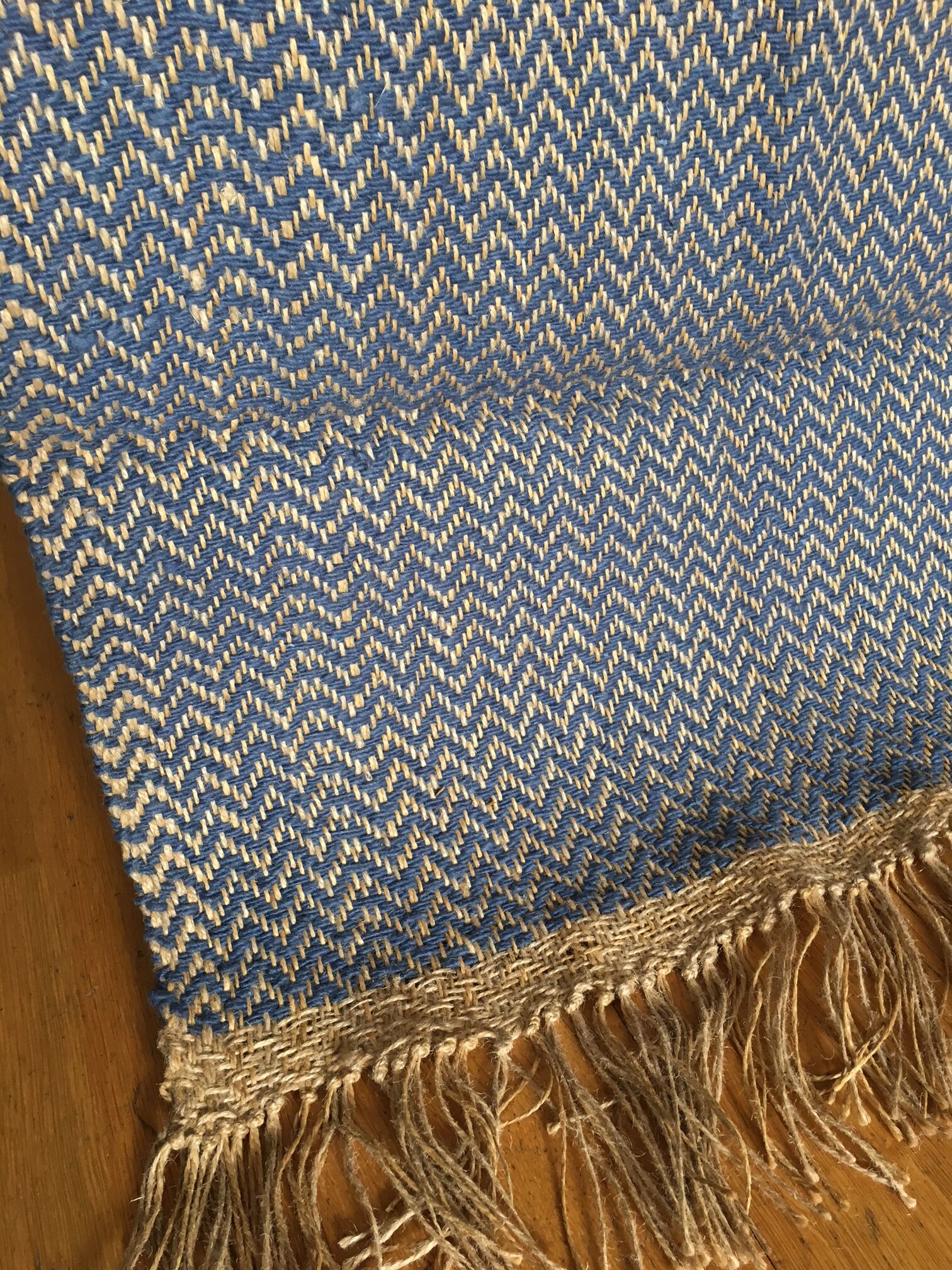 Hemp and wool woven carpet - 132x72cm