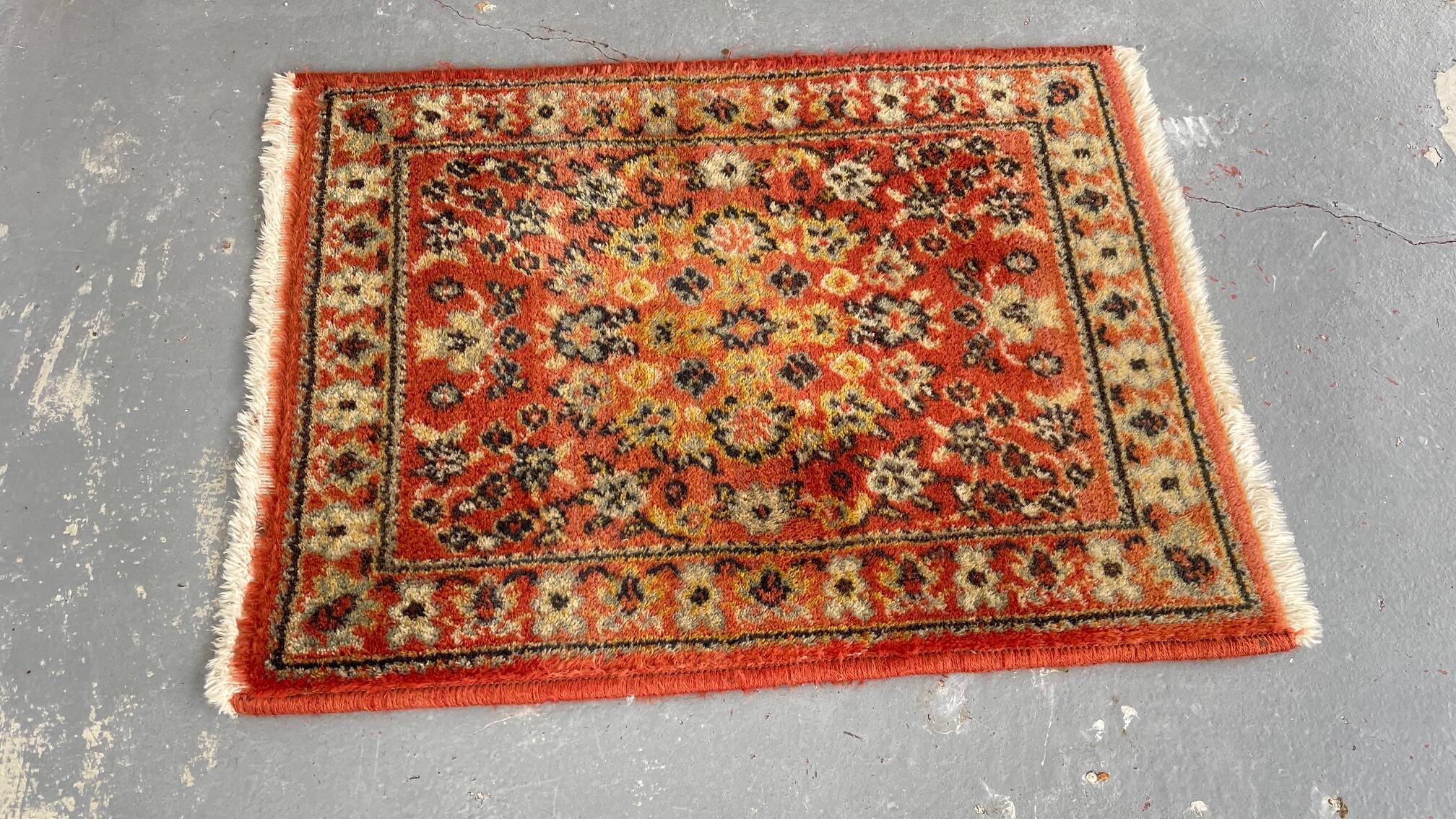 Vintage virgin wool rug