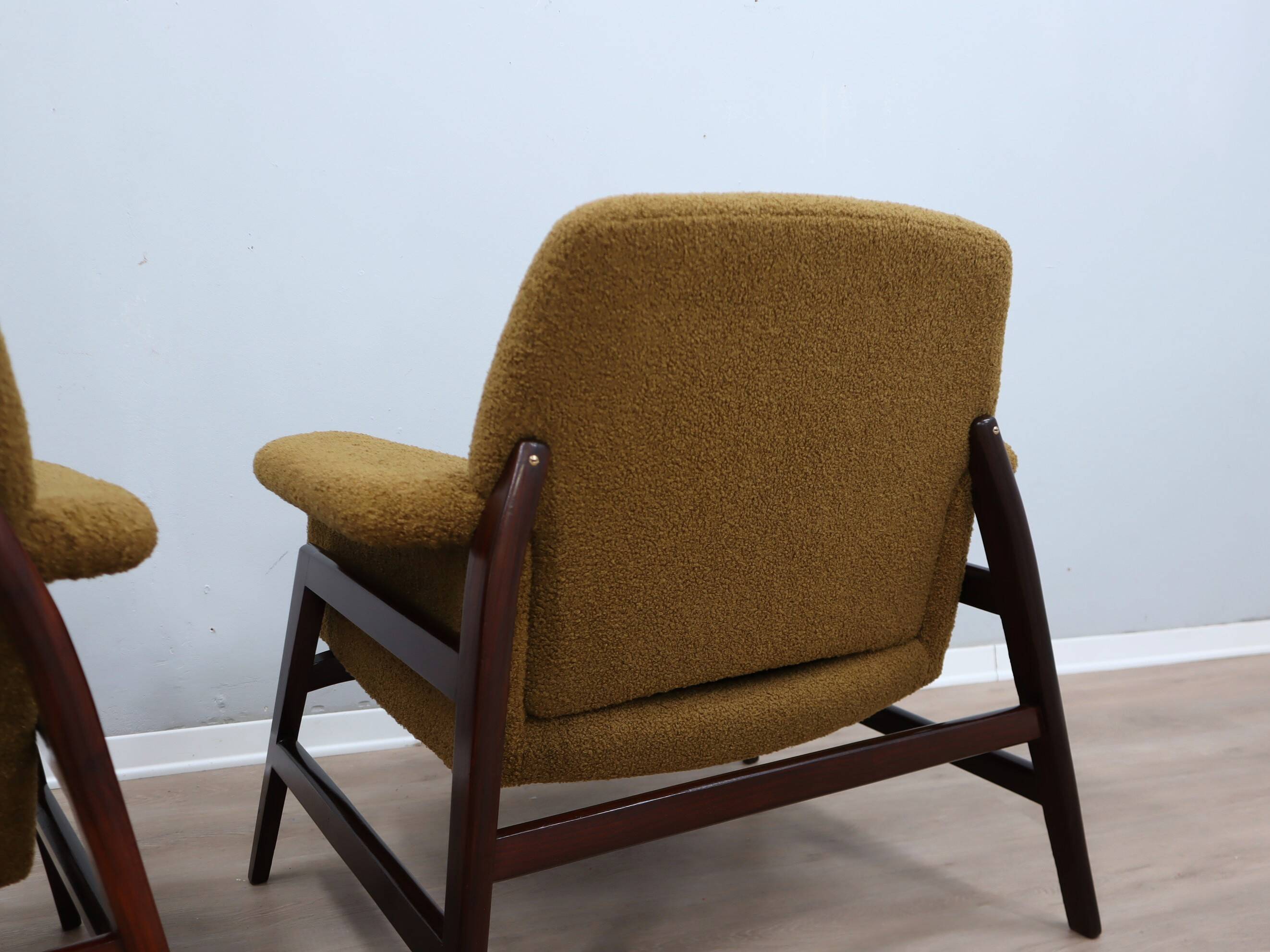 Mid century armchairs Gianfranco Frattini style 1950s