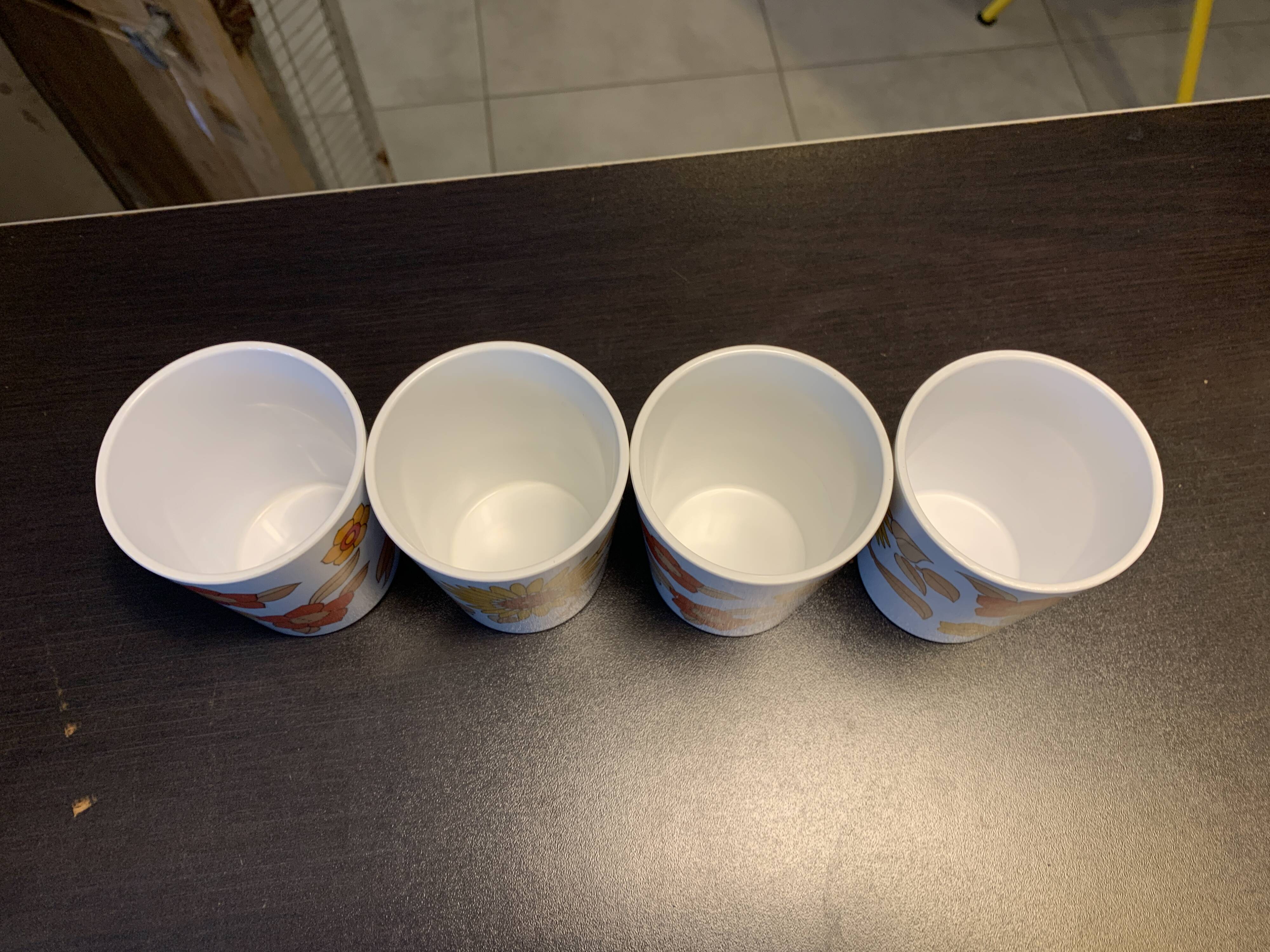 Set of 4 glasses