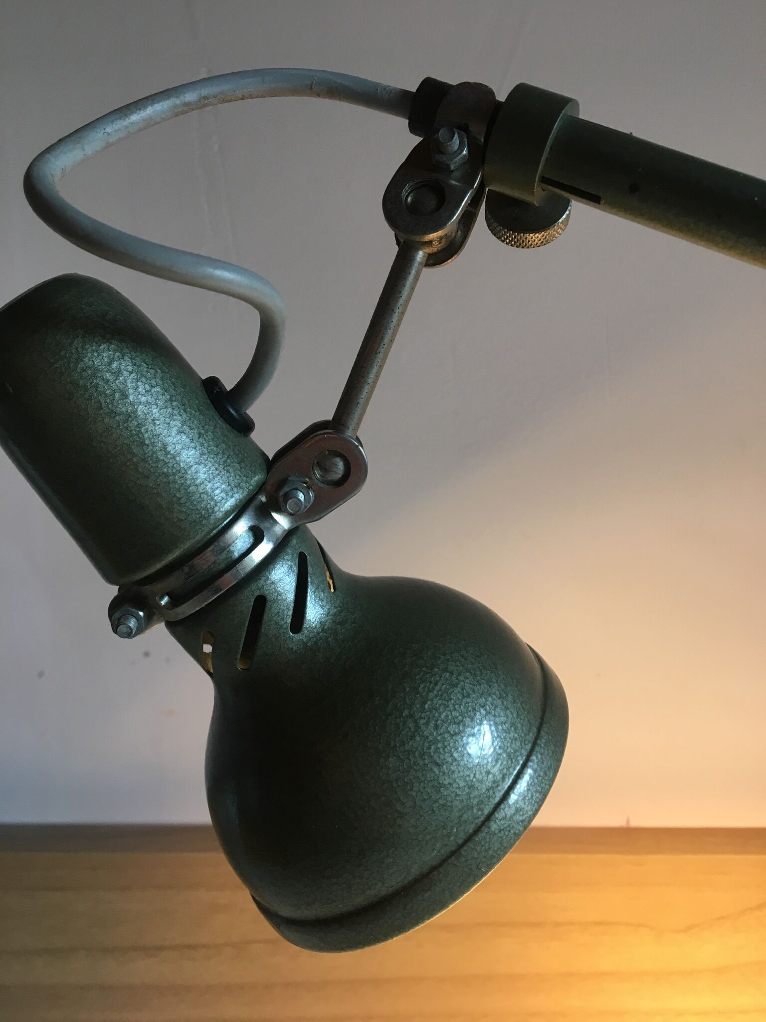 Lampe articulée d’atelier Lumina breveté années 1950/1960