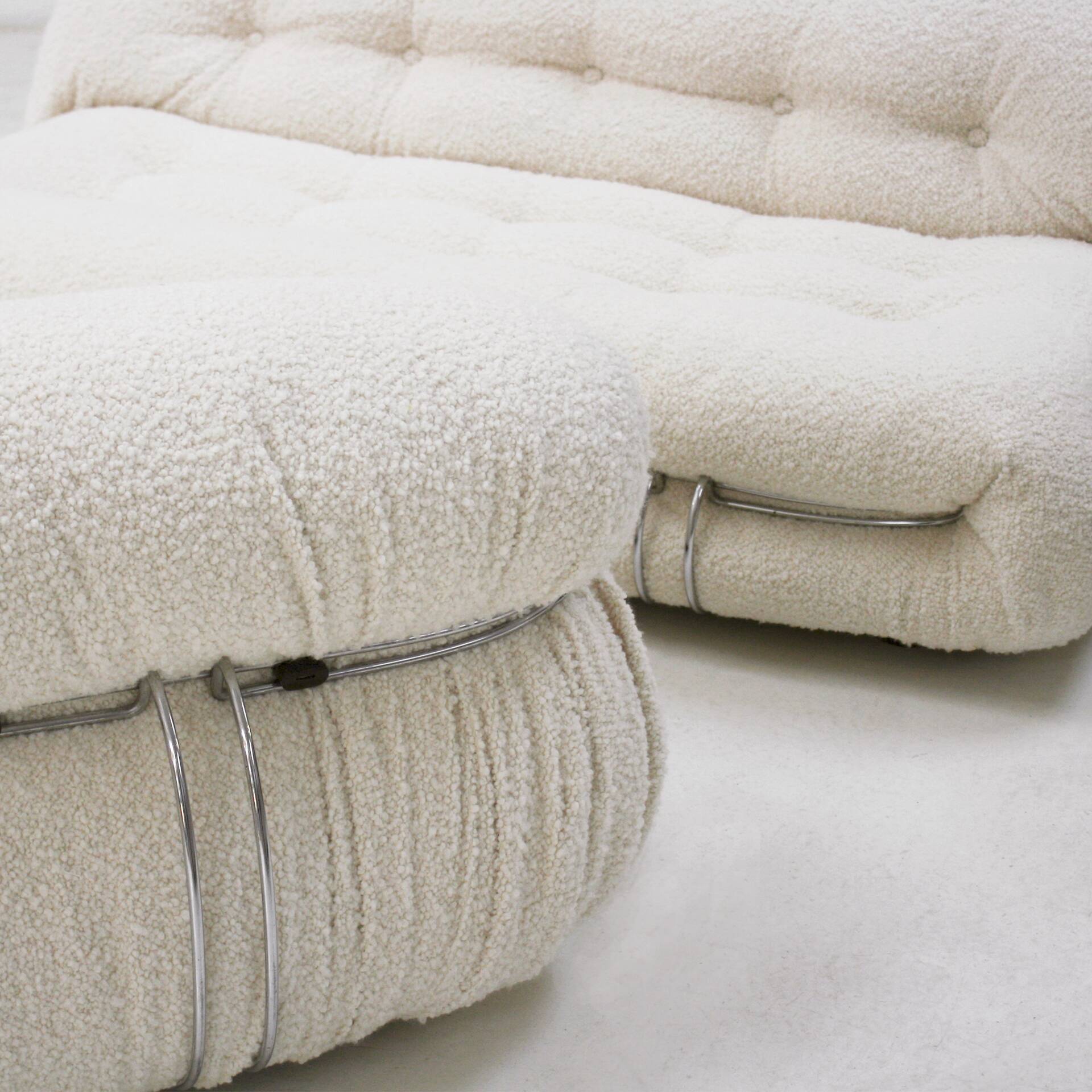 Mid-Century Modern Tobia Scarpa White Bouclé Wool Soriana Italian Sofa, 196