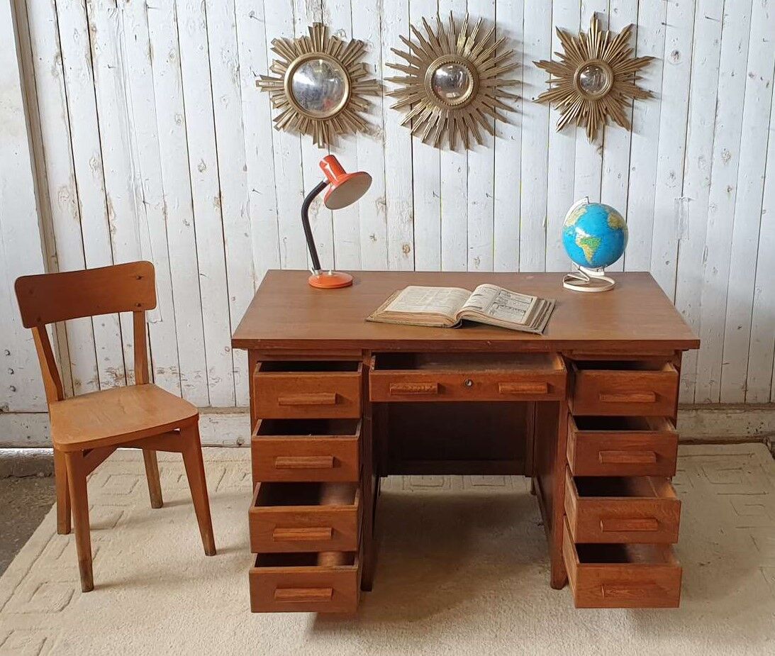 Desk