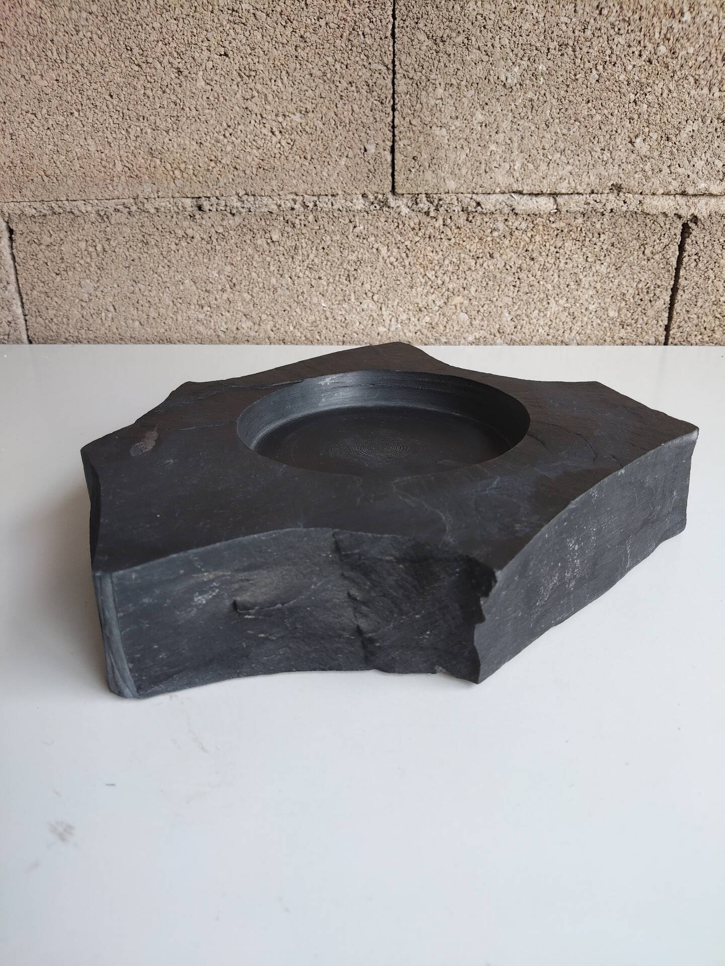 Large brutalist slate catchall from Trélazé, 1970s.
