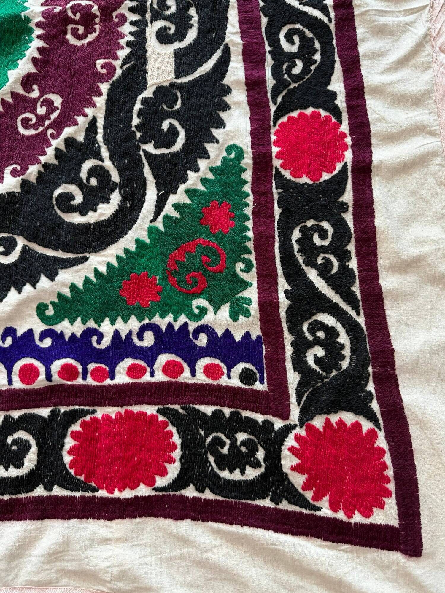 Vintage hand-embroidered tablecloth 117x127 cm