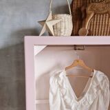 Velvet pink cabinet