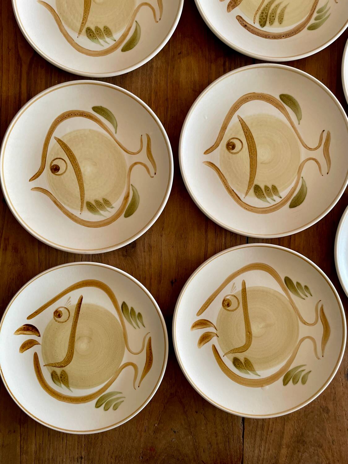 Assiettes anciennes françaises Salins, années 70