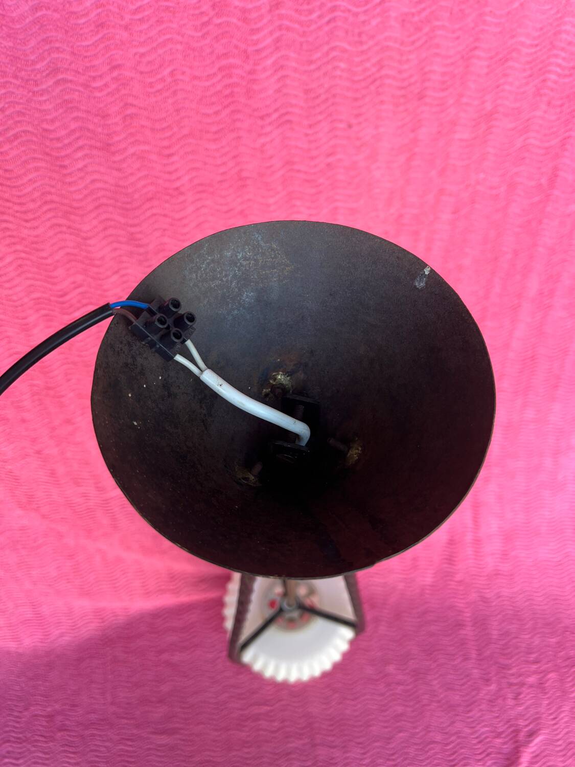 LAMP/IRON SUSPENSION FORGED OPAQUE WHITE GLASS CYLINDRICAL TUBE