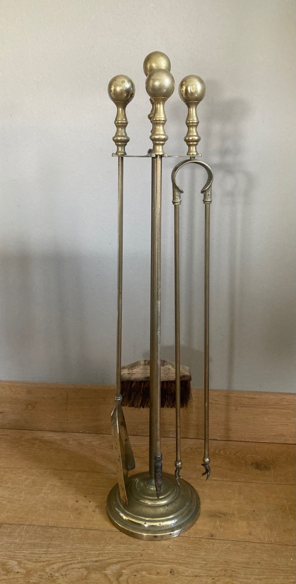 Servant of brass fireplace period mid-twentieth century, Pic shovel, claw pliers ..
