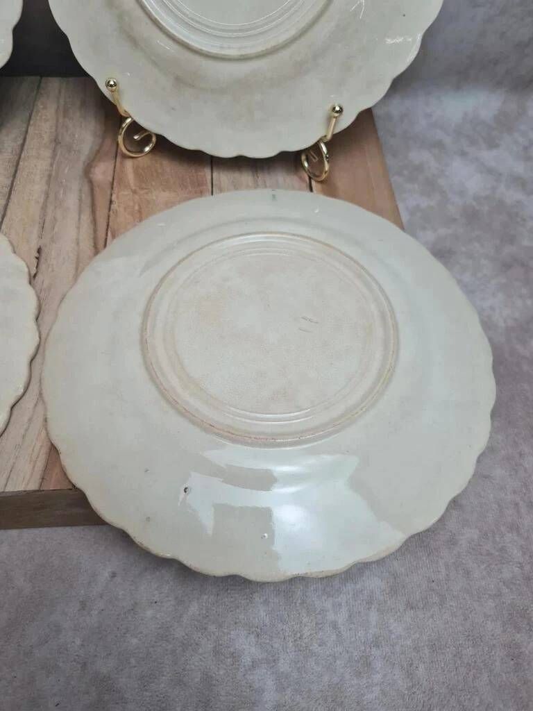 Set of 4 antique dessert plates in ironstone, with blue and green floral decoration.