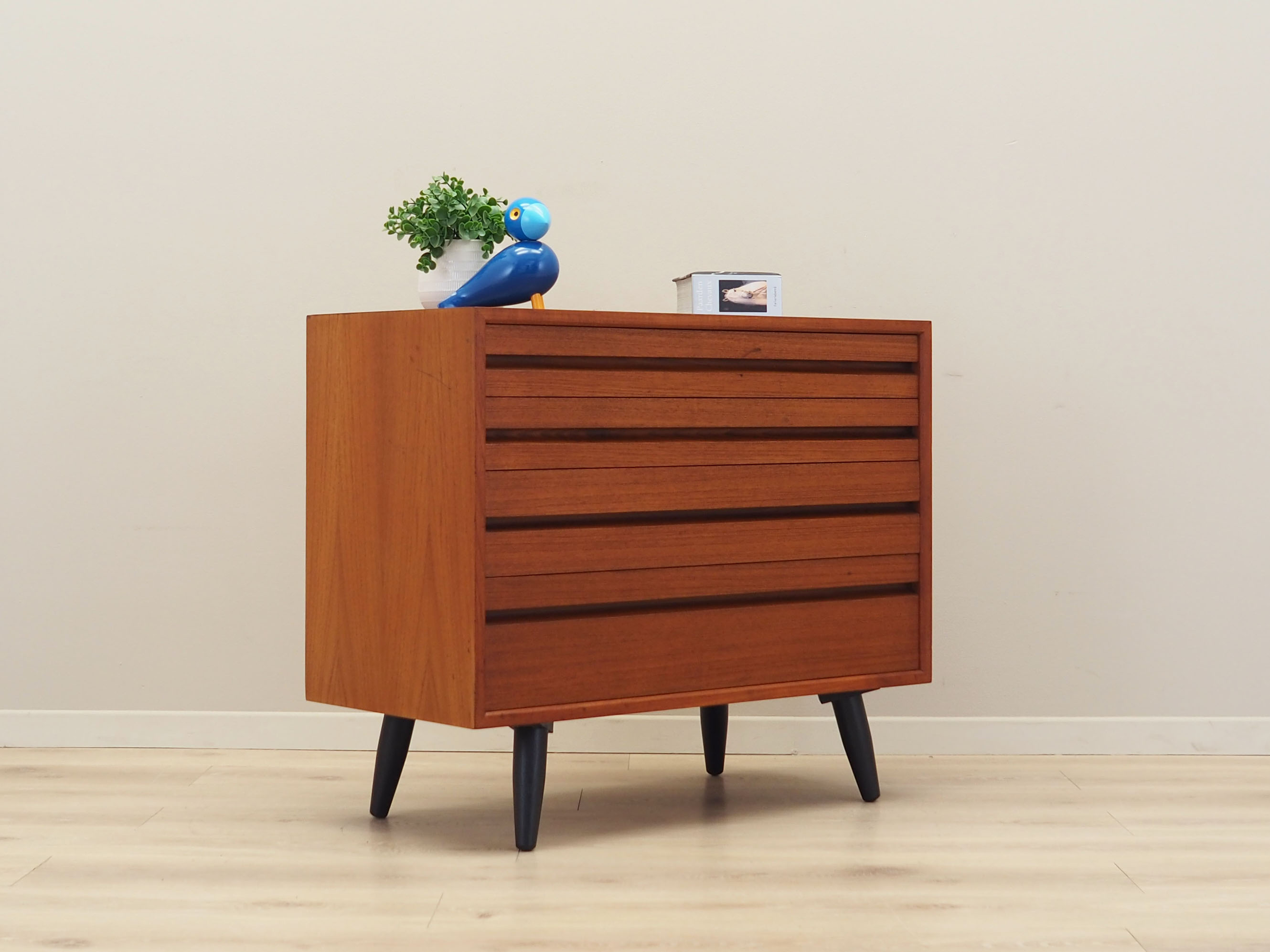 Commode en teck, design danois, années 1970, production: Danemark