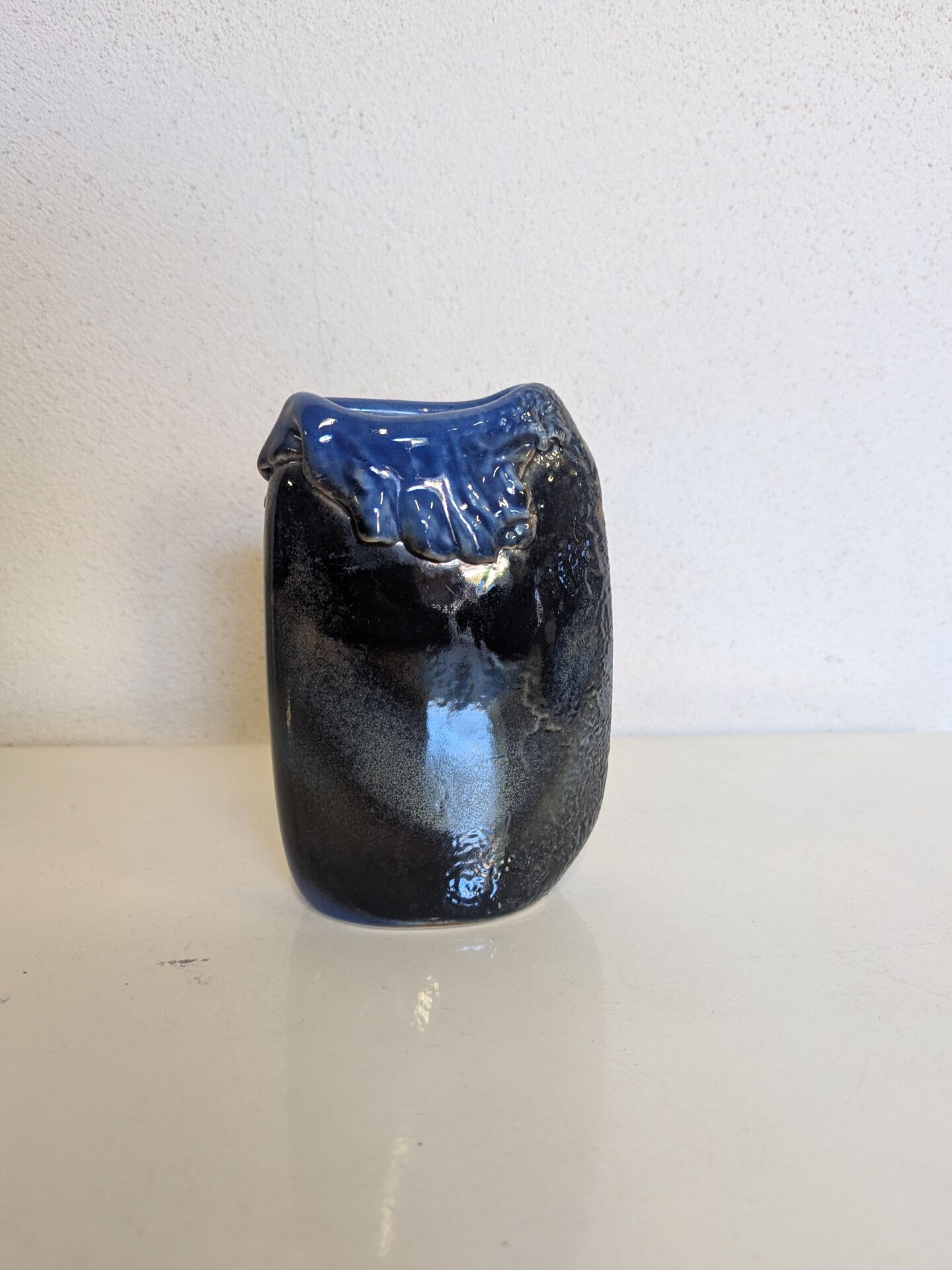 Sculptural glazed ceramic vase – Set of 3 pieces