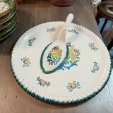 Pie tray and shovel