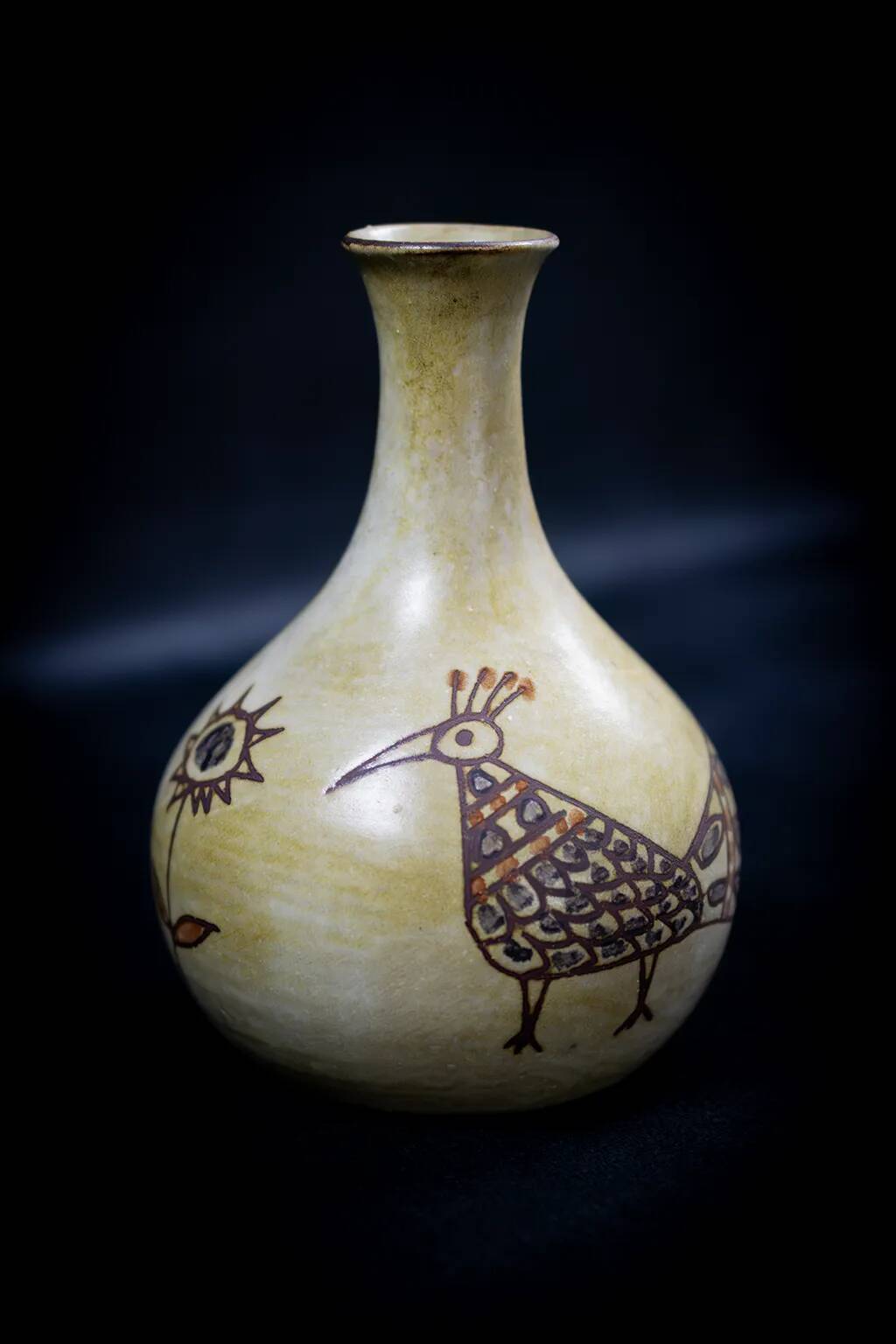 Soliflore decorated with stylised birds and flowers by Olivier Pettit, 50-60.