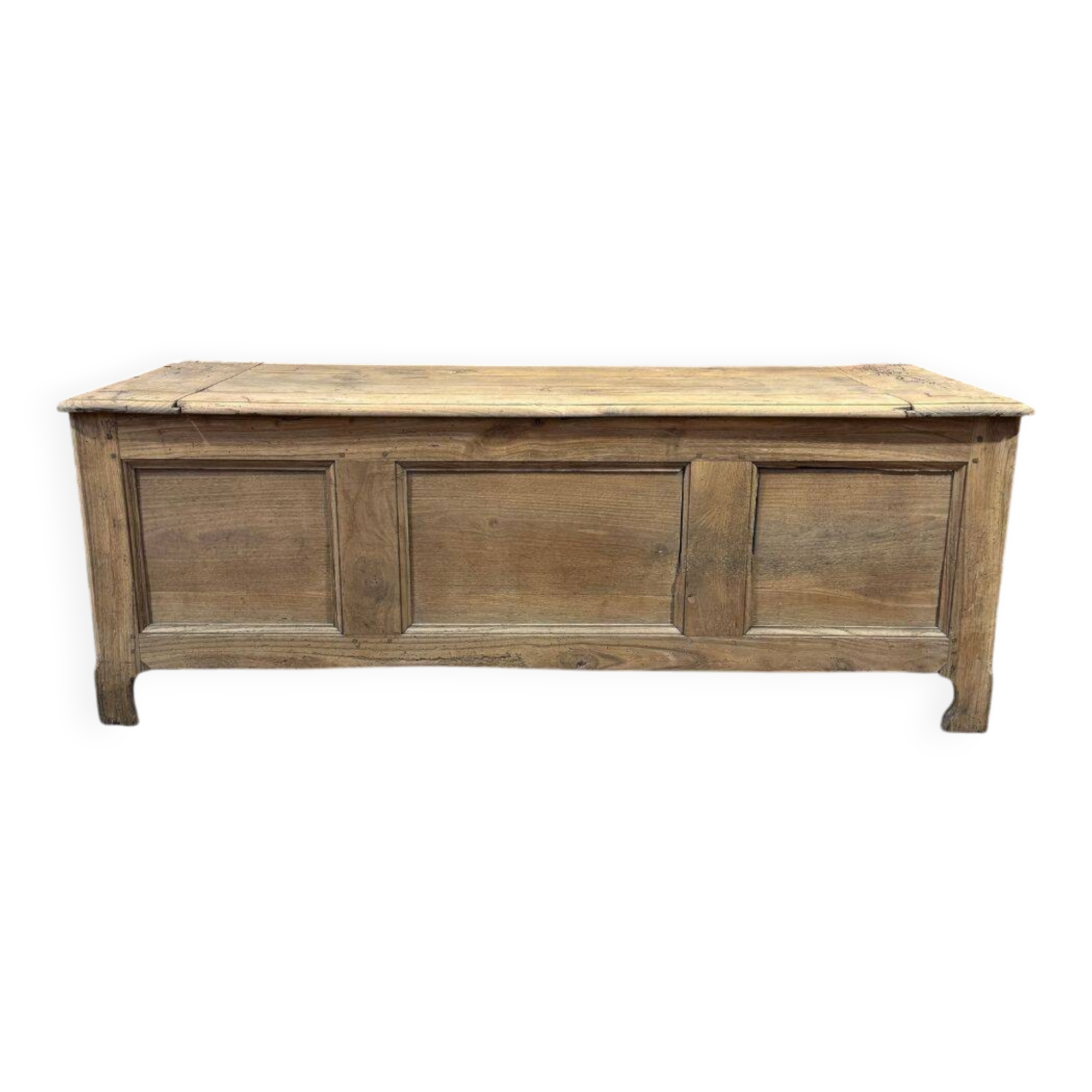 Antique chest made with several solid woods - 19th century