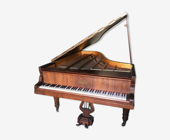 Piano 1/2 tail Erard june 1888 | Selency