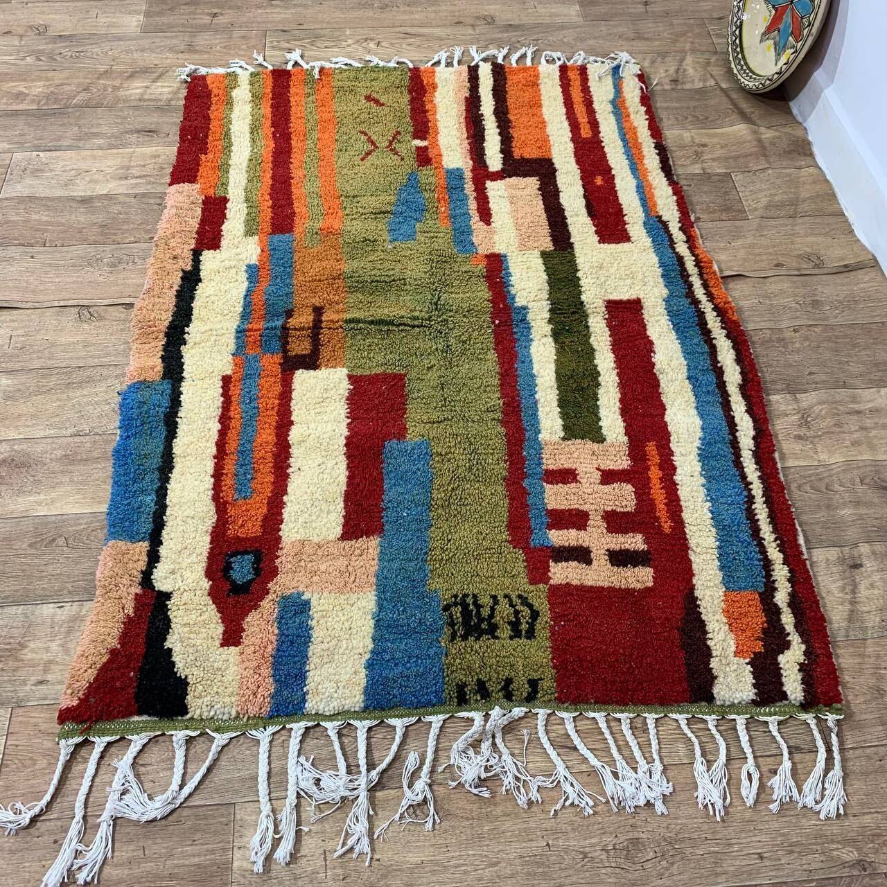 Handmade moroccan berber rug 170 x 120 cm