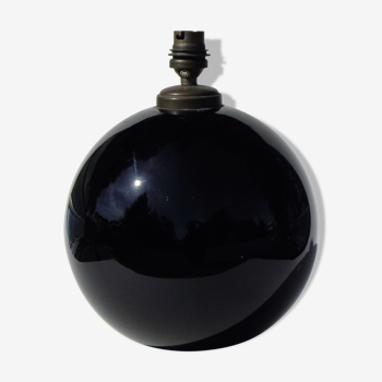 Ancien pied de lampe de forme boule en verre noir