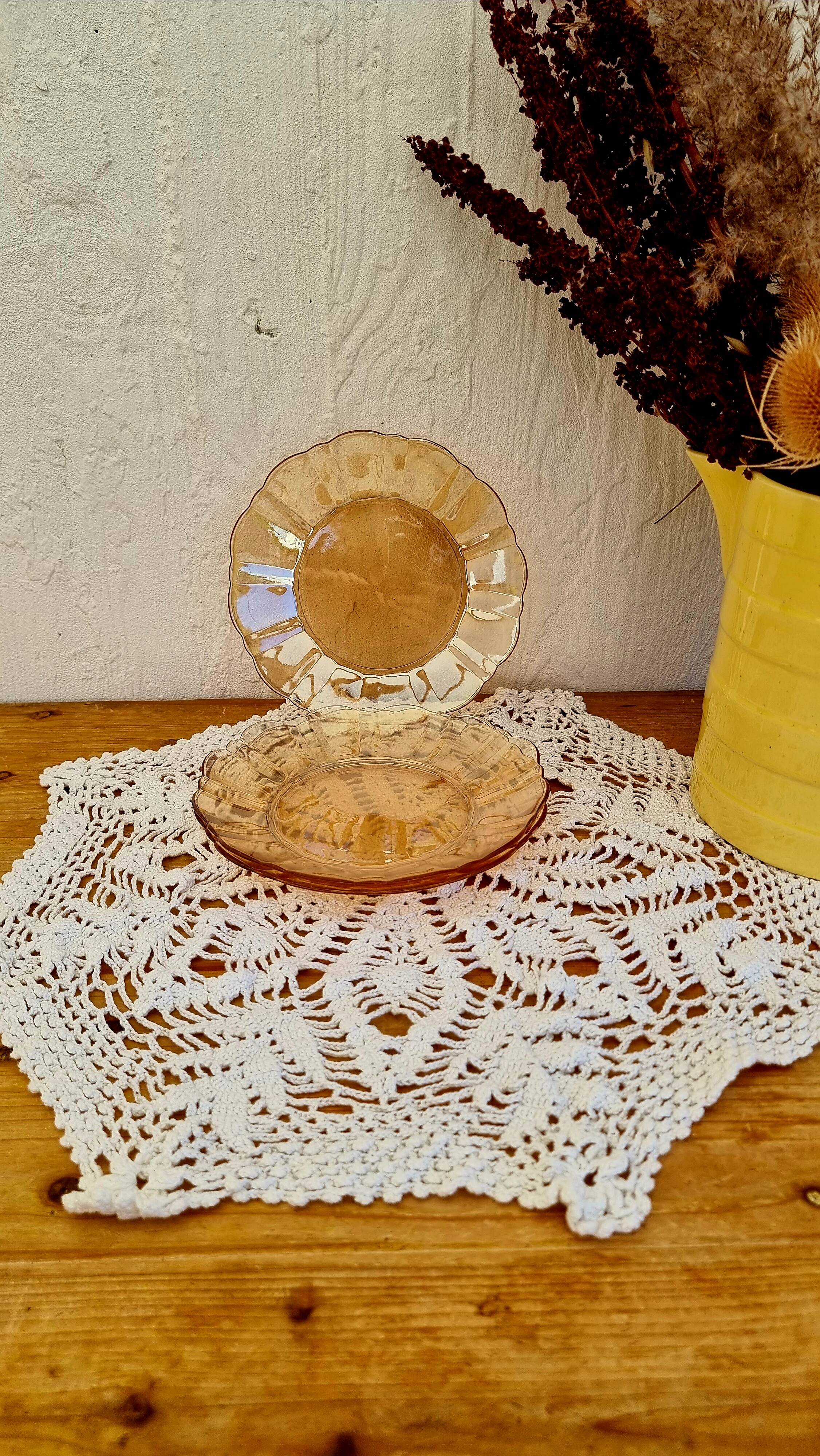 Set of 3 vintage Dulcine dessert plates